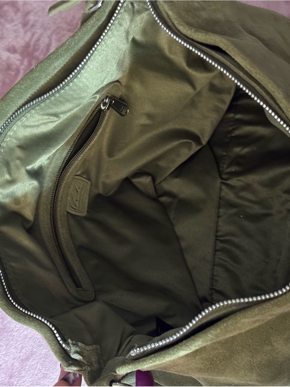 Olive Italin leather Shoulder Bag by (unknown) - Stylish Women’s Bag - Picture 3 of 5